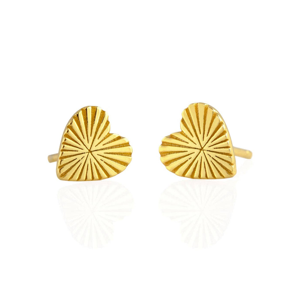 Heartbeat Stud Earrings in gold