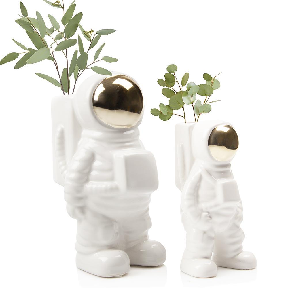 astronaut planter - large