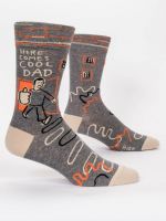 here comes the cool dad mens crew socks