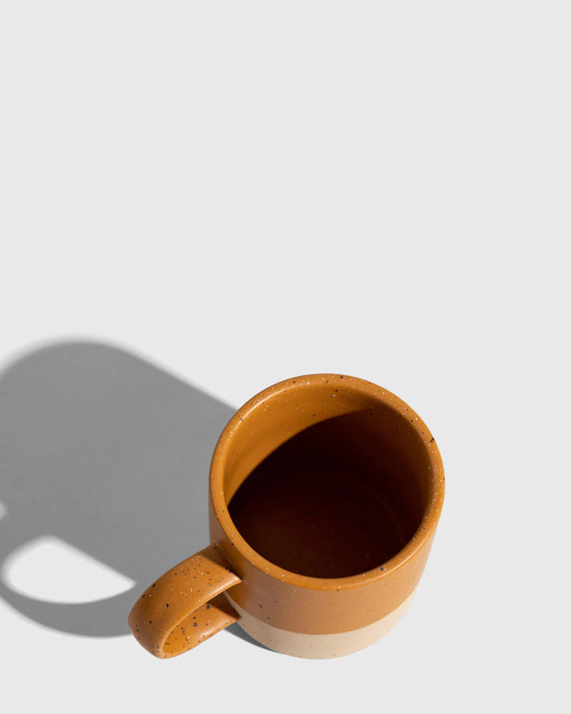8 oz stoneware mug in caramel