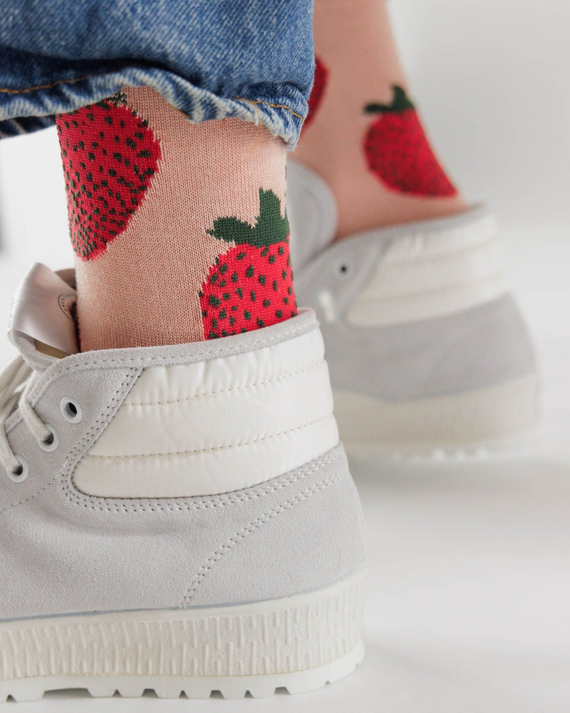 crew socks - strawberry